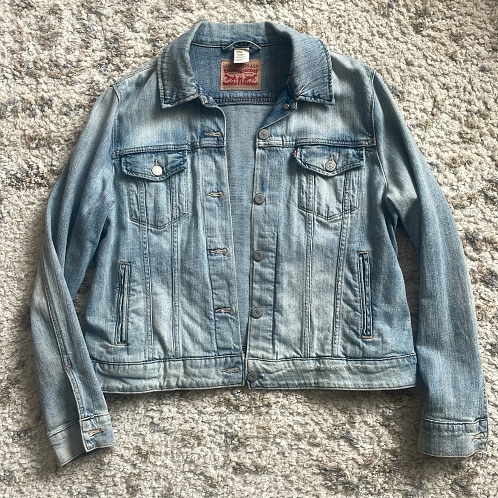 Levi’s Denim Jacket Women’s XL